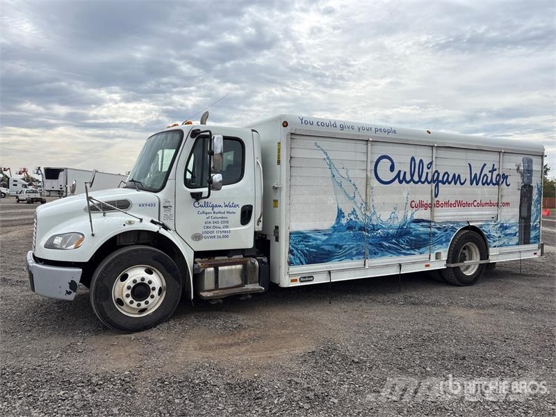 Freightliner M2 106 Грузовики для доставки напитков