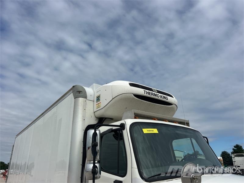 Freightliner M2 106 Kühlkoffer