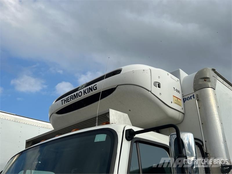Freightliner M2 106 Kamioni hladnjače