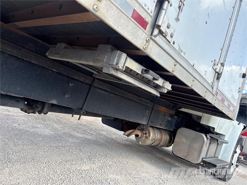 Freightliner M2 106 Box trucks