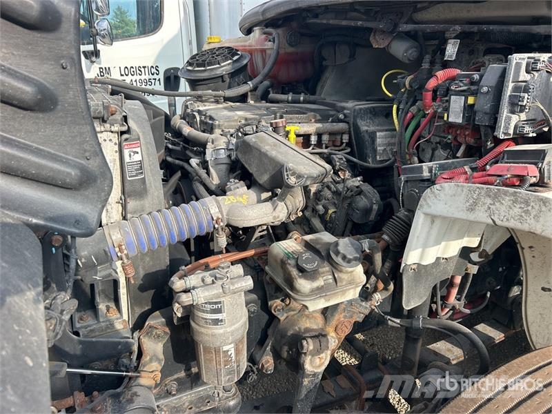 Freightliner M2 106 Kamioni hladnjače