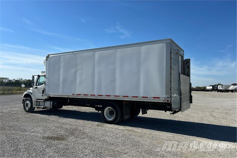 Freightliner M2 106 Camion a temperatura controllata
