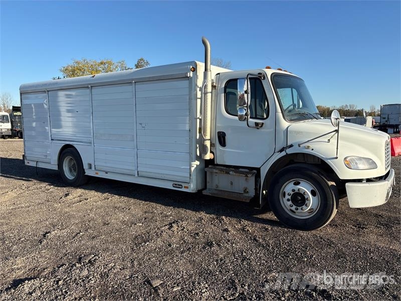 Freightliner M2 106 Camiones de reparto de bebidas