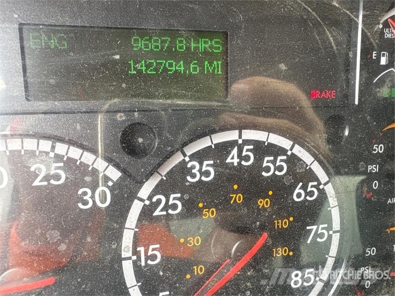 Freightliner M2 106 Грузовики для доставки напитков