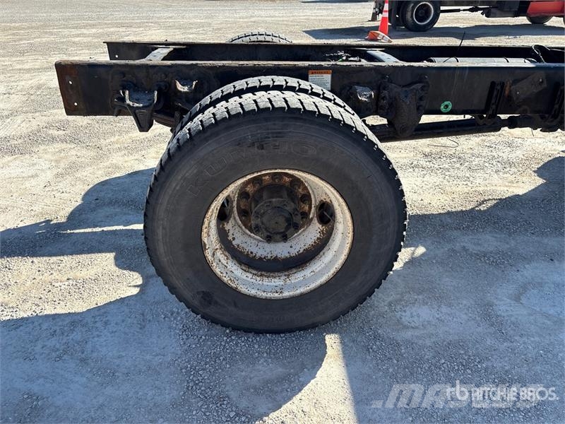 Freightliner M2 106 Trekkers