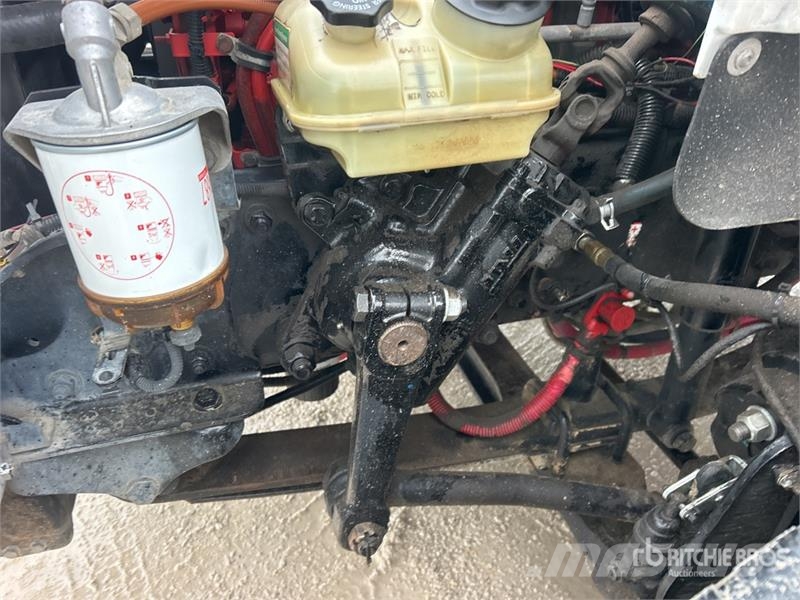 Freightliner M2 106 건설 장비 - 기타