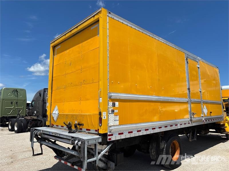 Freightliner M2 106 Camion cassonati
