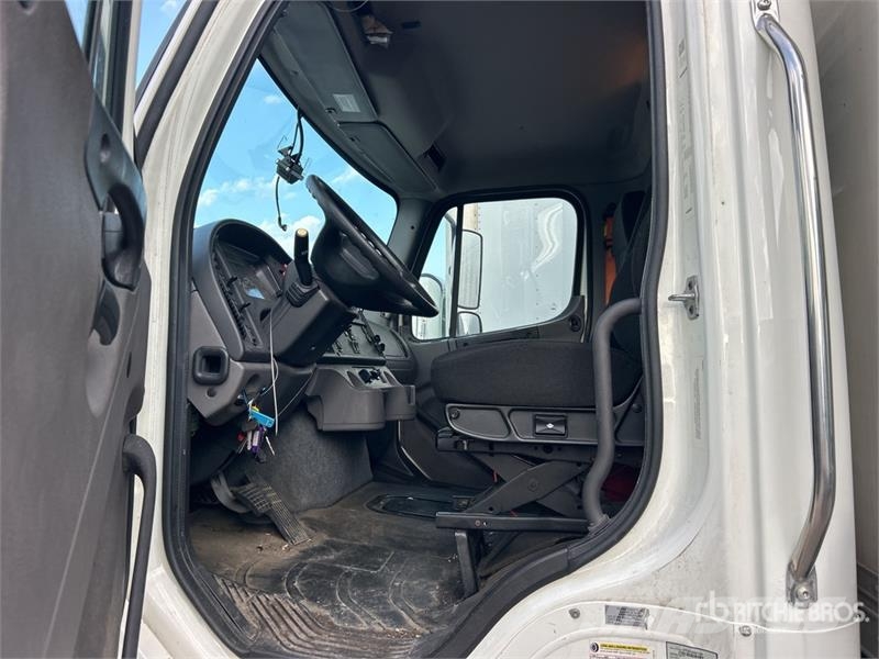 Freightliner M2 106 Kamioni hladnjače
