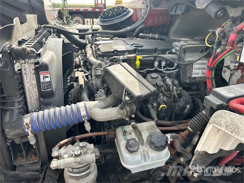 Freightliner M2 106 Chladírenské nákladní vozy