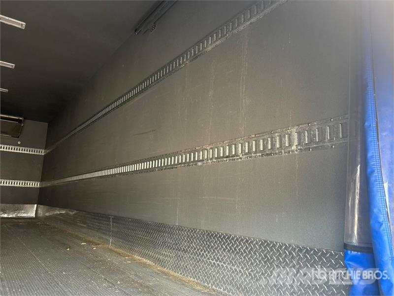Freightliner M2 106 Frigofrik kamyonlar