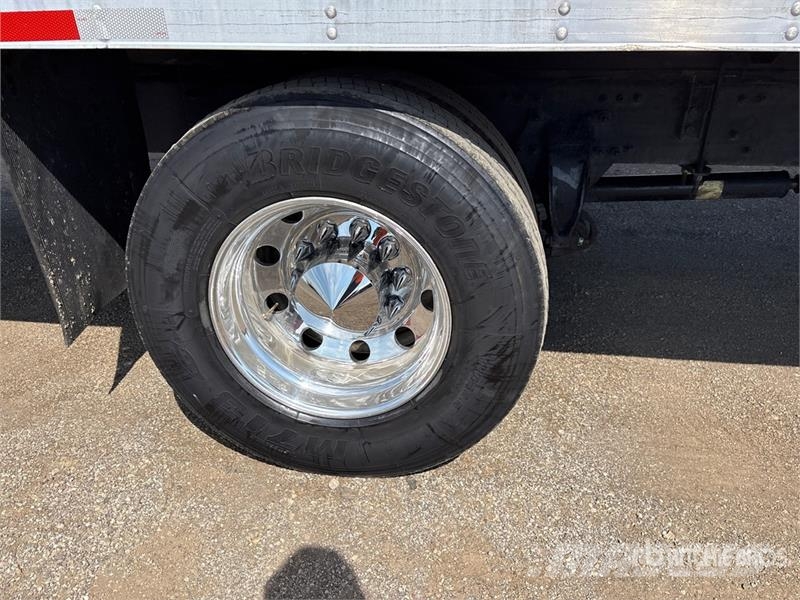 Freightliner M2 106 Φορτηγά Κόφα