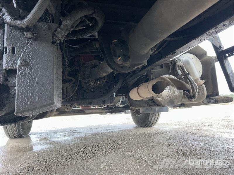 Freightliner M2 106 건설 장비 - 기타