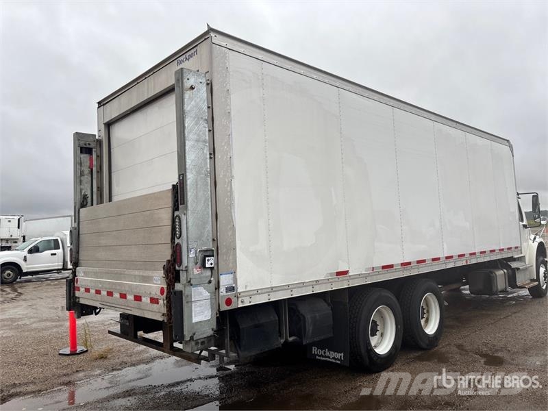 Freightliner M2 106 Koelwagens