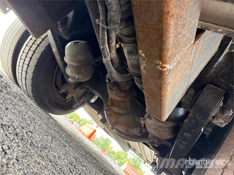 Freightliner M2 106 Грузовики для доставки напитков
