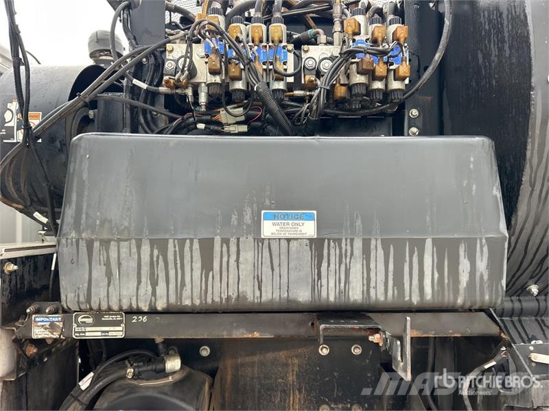 Freightliner M2 106 Kehrmaschine