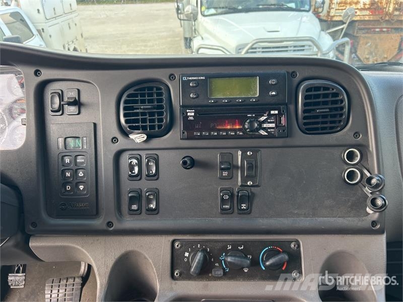 Freightliner M2 106 Kamioni hladnjače