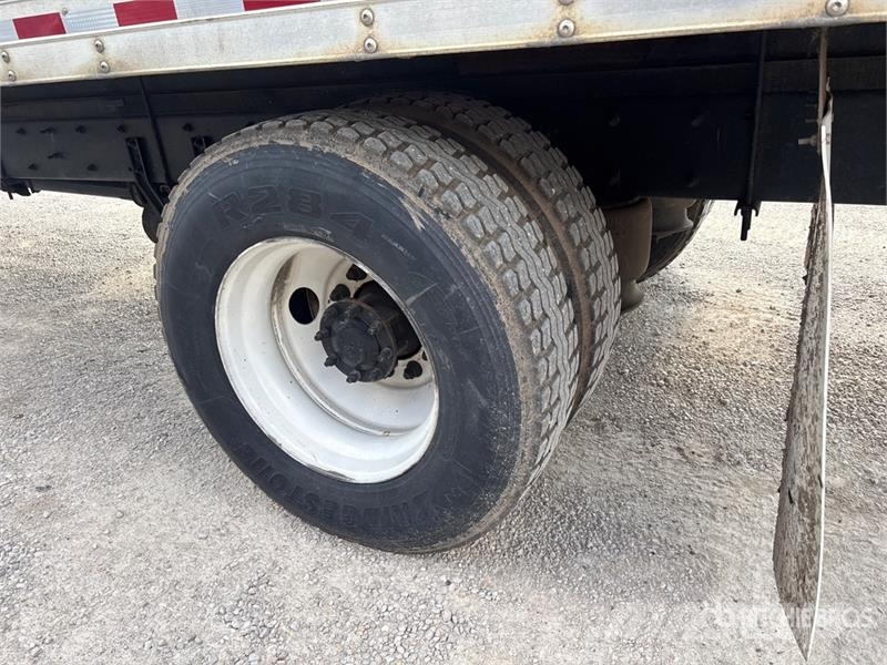 Freightliner M2 106 Box trucks