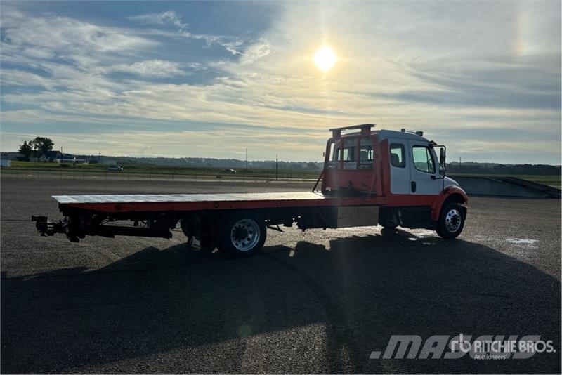 Freightliner M2 106 Sleepwagens