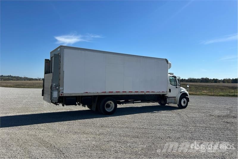 Freightliner M2 106 Camion a temperatura controllata