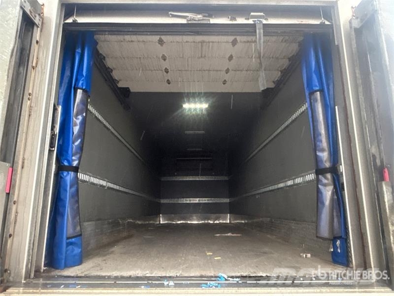 Freightliner M2 106 Kamioni hladnjače