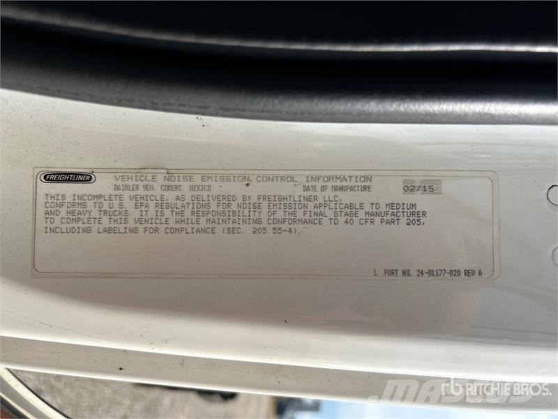 Freightliner M2 106 平ボディー