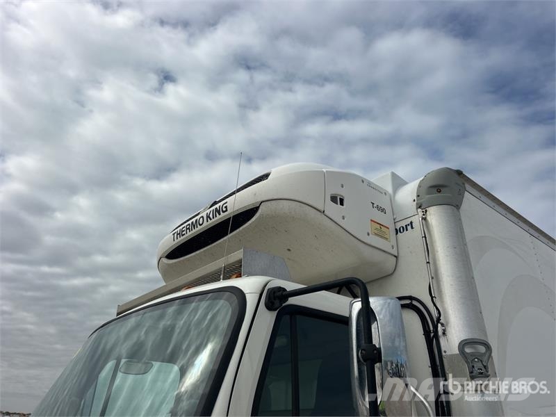 Freightliner M2 106 Kühlkoffer