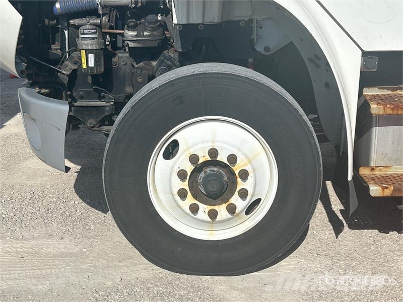 Freightliner M2 106 Frigofrik kamyonlar