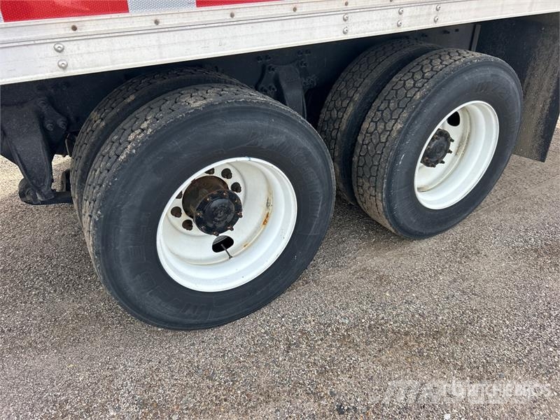 Freightliner M2 106 Chladírenské nákladní vozy