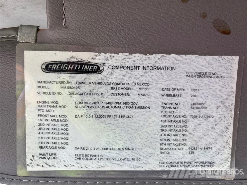Freightliner M2 106 Camion cassonati