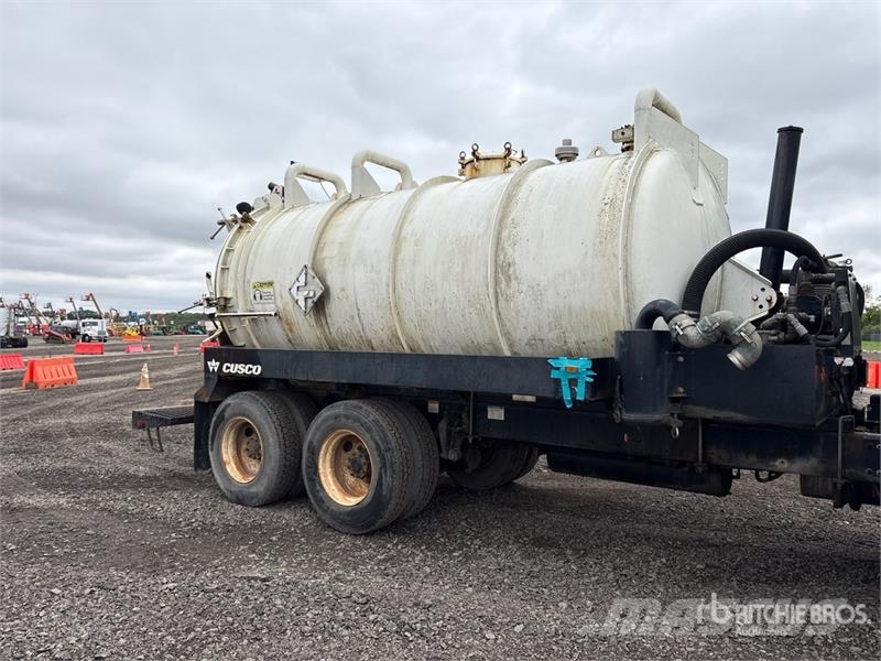 Freightliner M2 106 Slamsugere