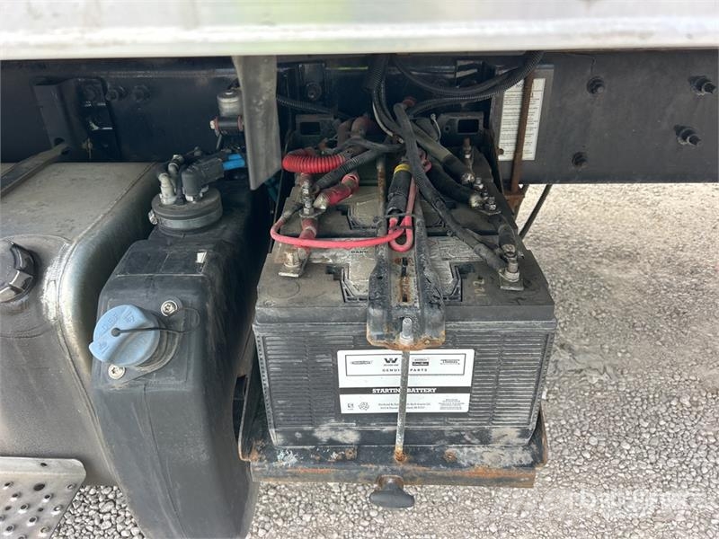 Freightliner M2 106 Kühlkoffer