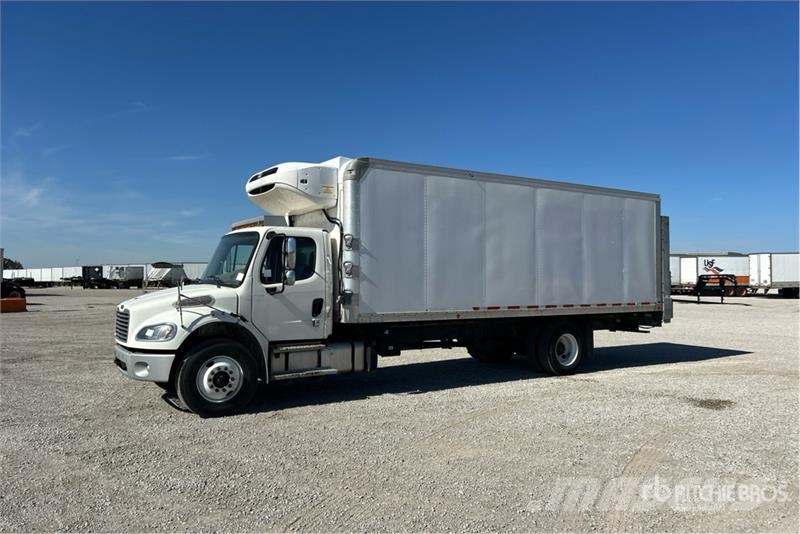 Freightliner M2 106 Camion a temperatura controllata