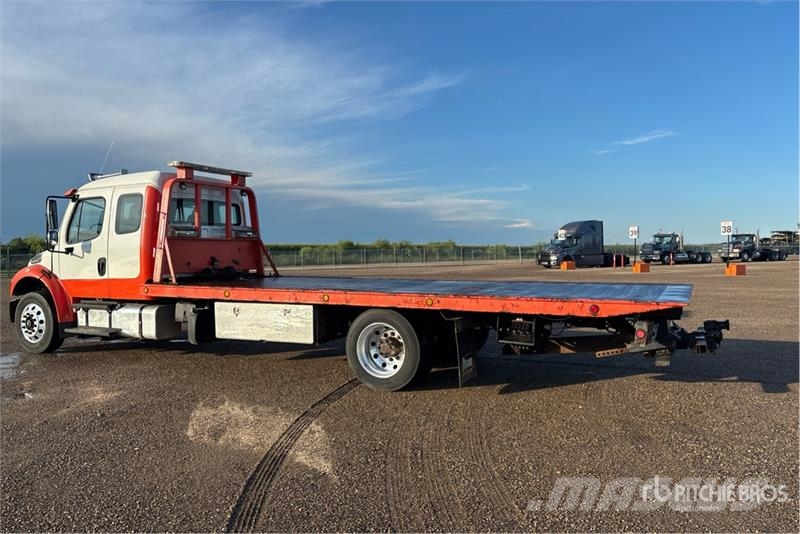 Freightliner M2 106 Sleepwagens