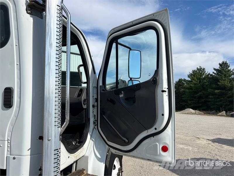 Freightliner M2 106 Kabinen
