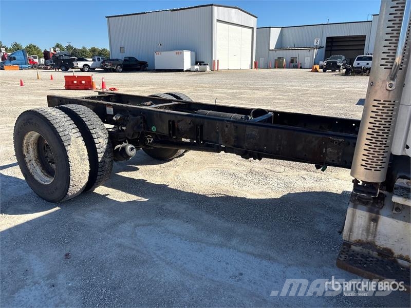 Freightliner M2 106 Trekkers