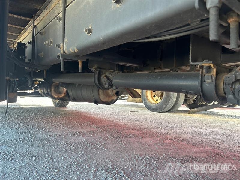 Freightliner M2 106 Camion Fourgon