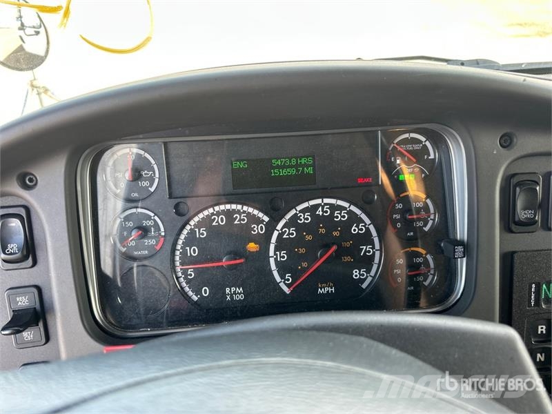 Freightliner M2 106 Kamioni hladnjače