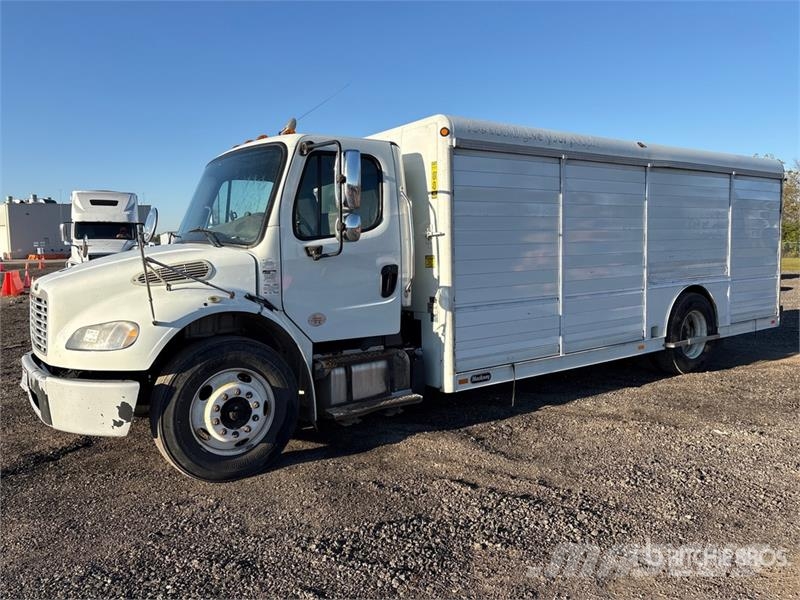 Freightliner M2 106 Camiones de reparto de bebidas
