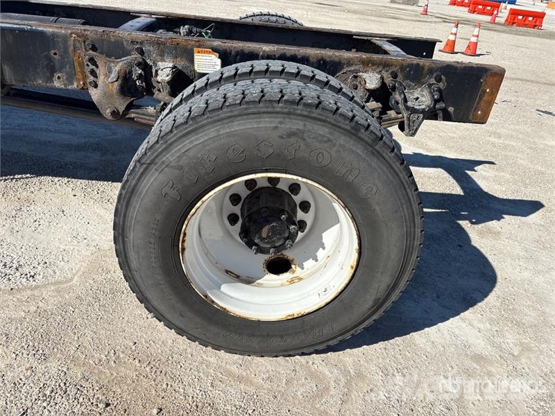 Freightliner M2 106 Trekkers