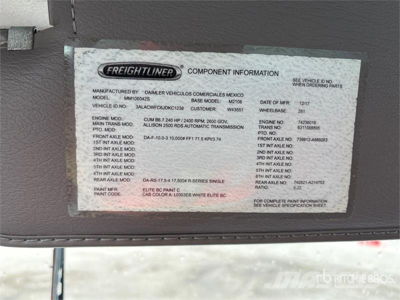 Freightliner M2 106 4x2 Van Truck Sunkvežimiai su dengtu kėbulu