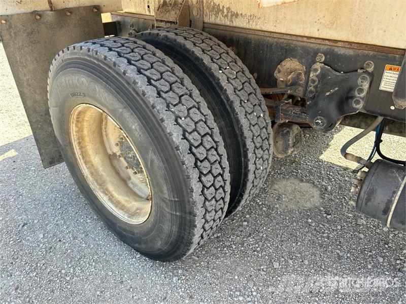 Freightliner M2 106 4x2 Water Truck Tovornjaki za vodo