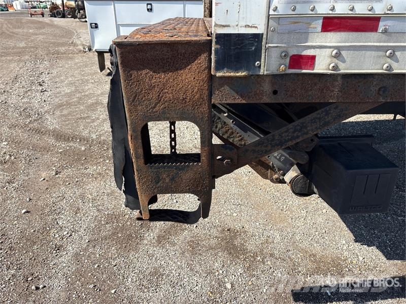 Freightliner M2 106 4x2 Van Truck Camiones caja cerrada
