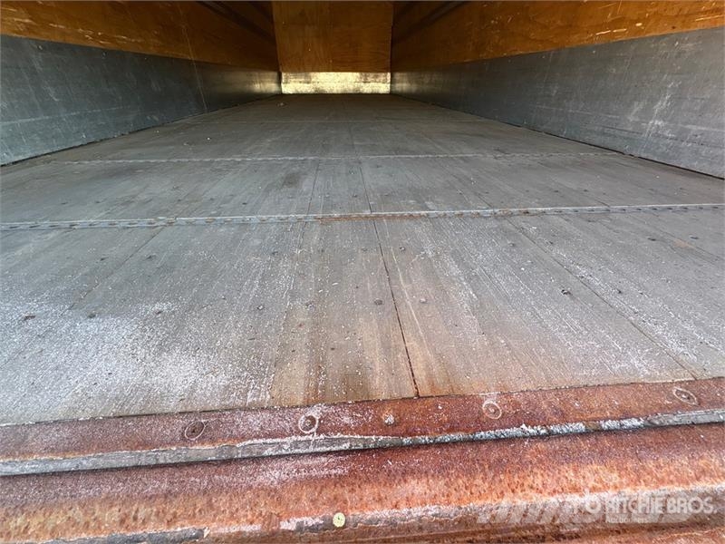 Freightliner M2 106 4x2 Van Truck Camiones caja cerrada