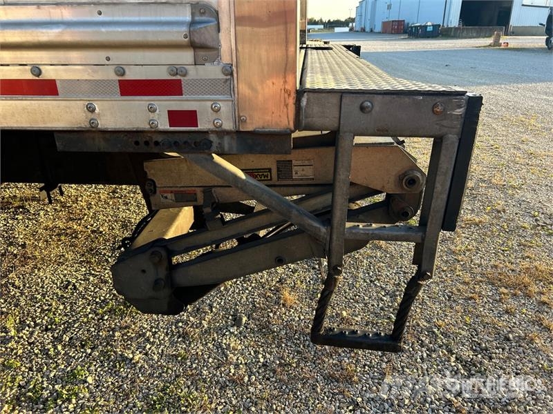 Freightliner M2 106 4x2 Van Truck Kastenaufbau