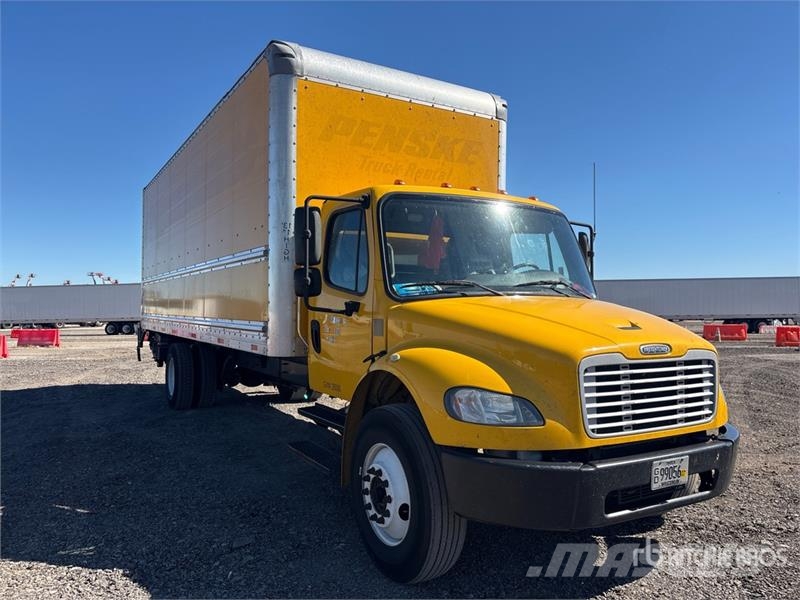 Freightliner M2 106 4x2 Van Truck Фургони