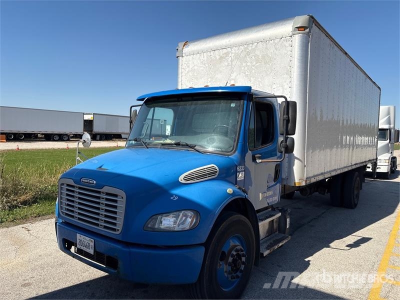 Freightliner M2 106 4x2 Van Truck Autocamioane