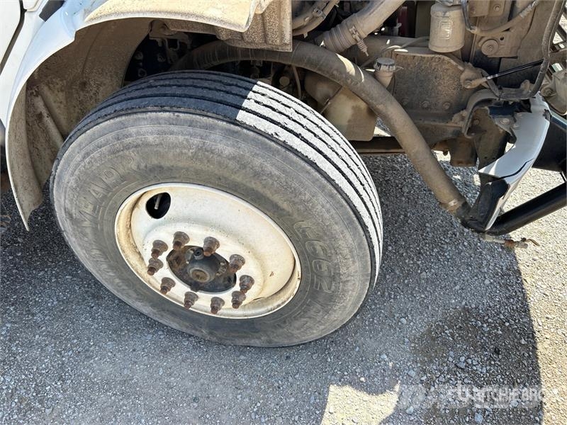 Freightliner M2 106 4x2 Water Truck Tovornjaki za vodo