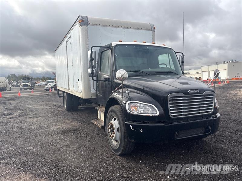 Freightliner M2 106 4x2 Van Truck Фургони