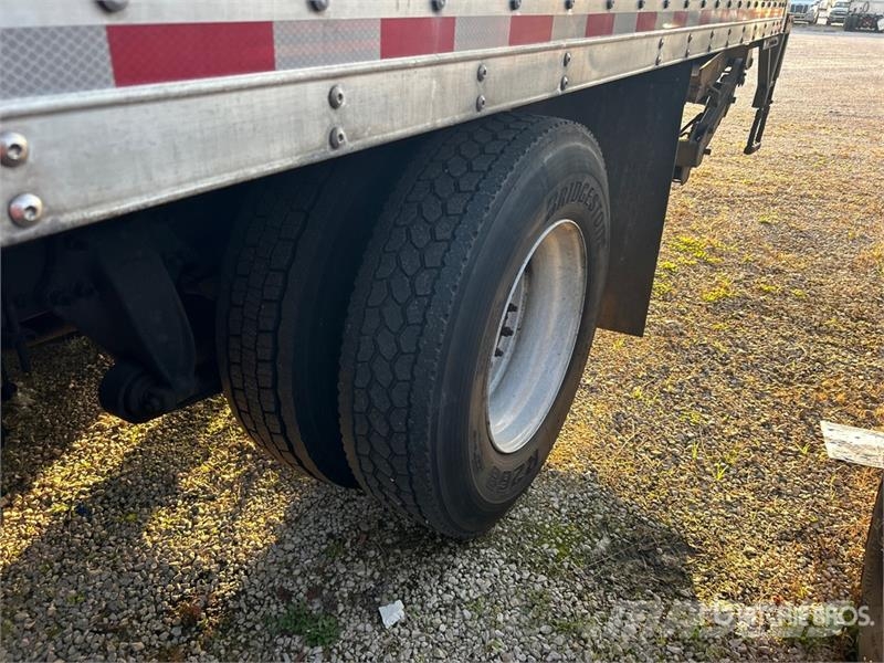 Freightliner M2 106 4x2 Van Truck Kastenaufbau