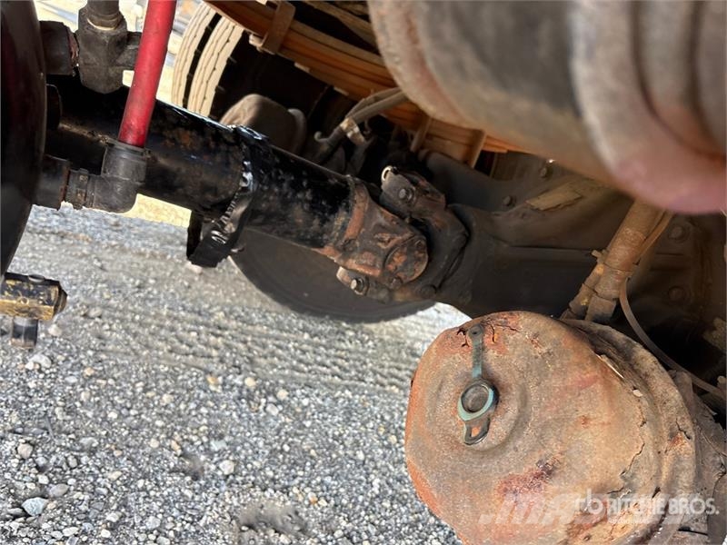 Freightliner M2 106 4x2 Van Truck Camiones caja cerrada